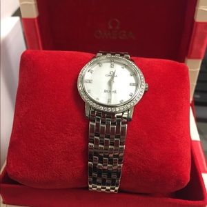 Woman's Quartz Omega Deville Diamonds Watch